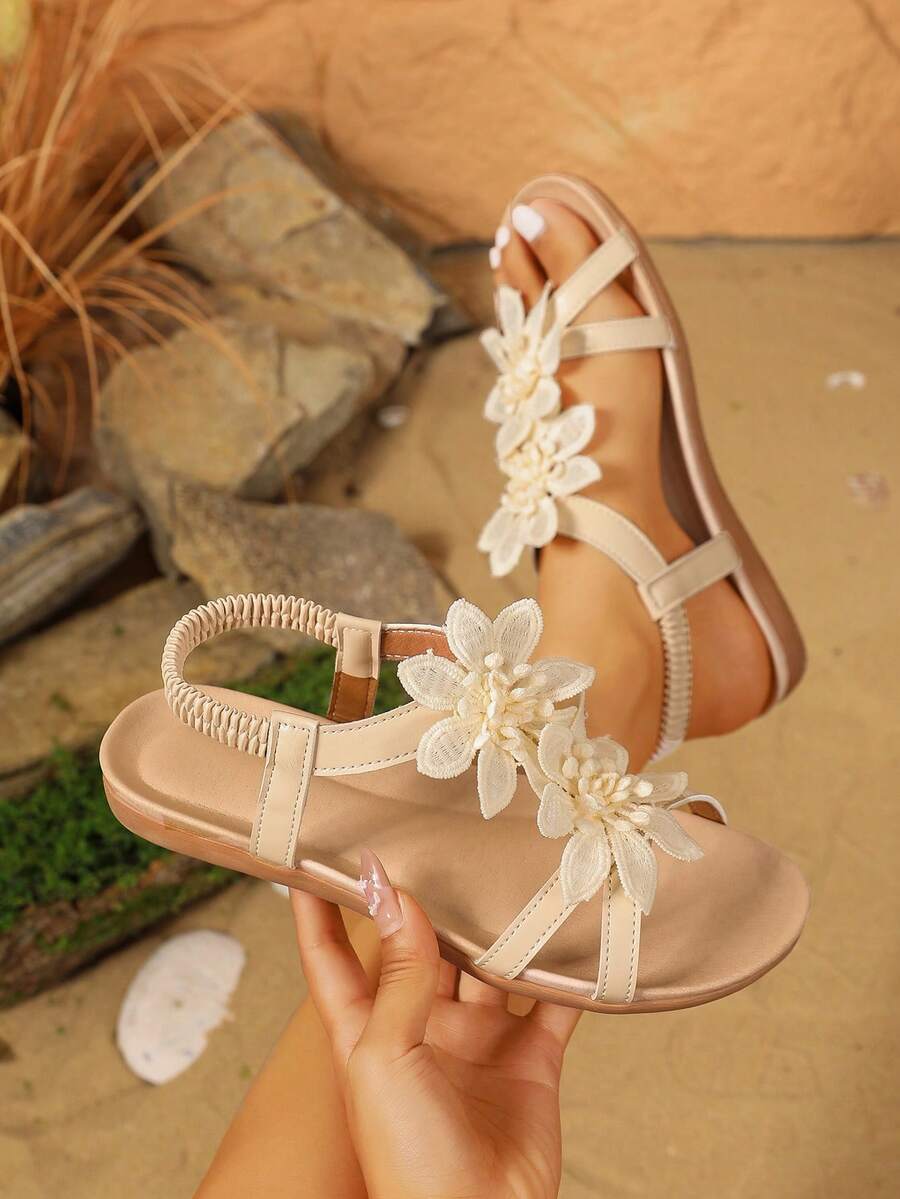 Floréa | Orthopaedic Sandals with Embroidered Flowers