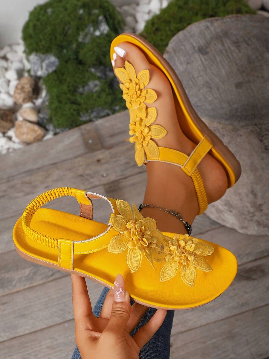 Floréa | Orthopaedic Sandals with Embroidered Flowers