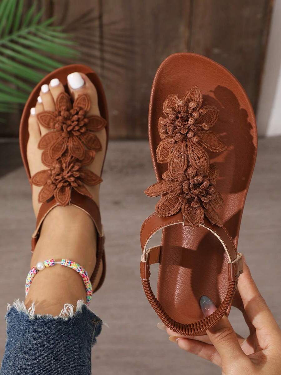 Floréa | Orthopaedic Sandals with Embroidered Flowers