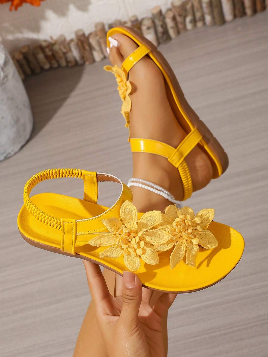 Floréa | Orthopaedic Sandals with Embroidered Flowers