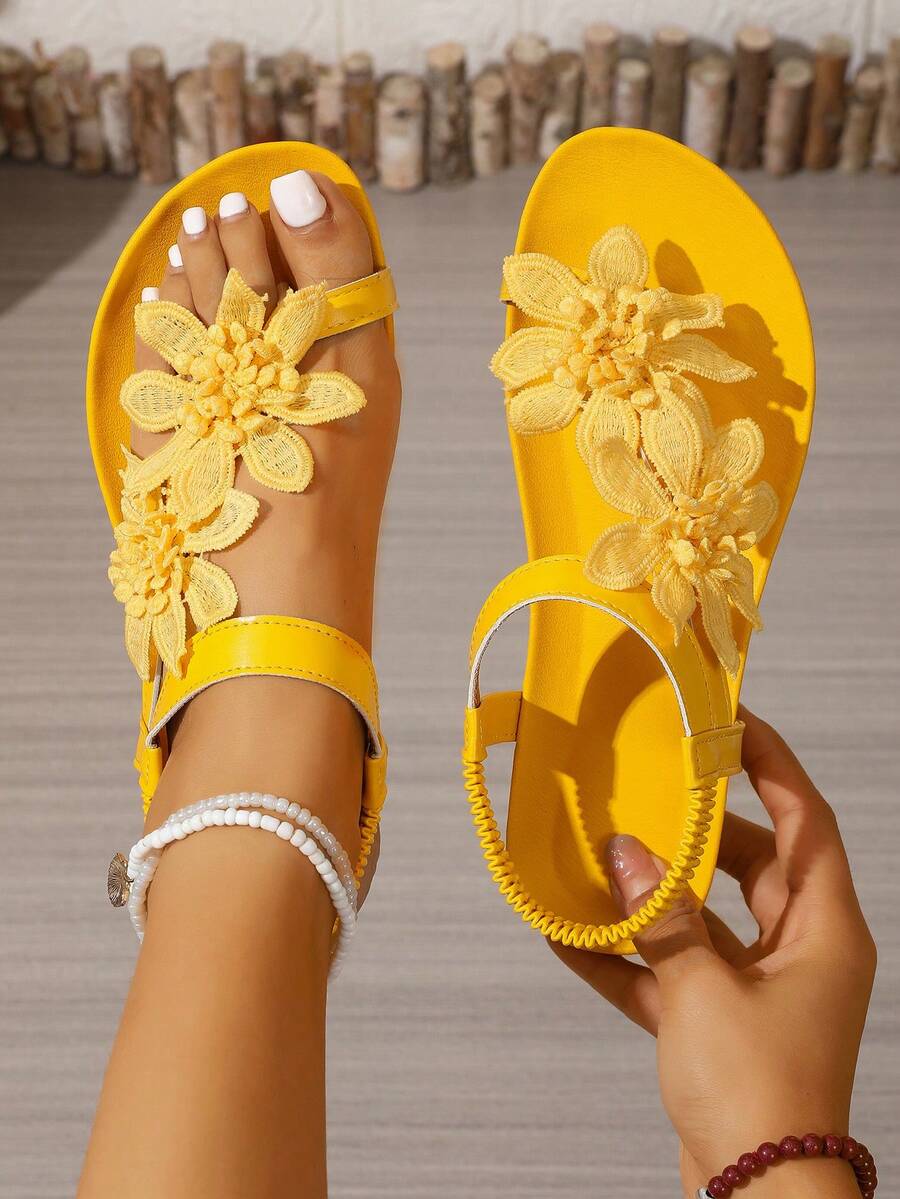 Floréa | Orthopaedic Sandals with Embroidered Flowers