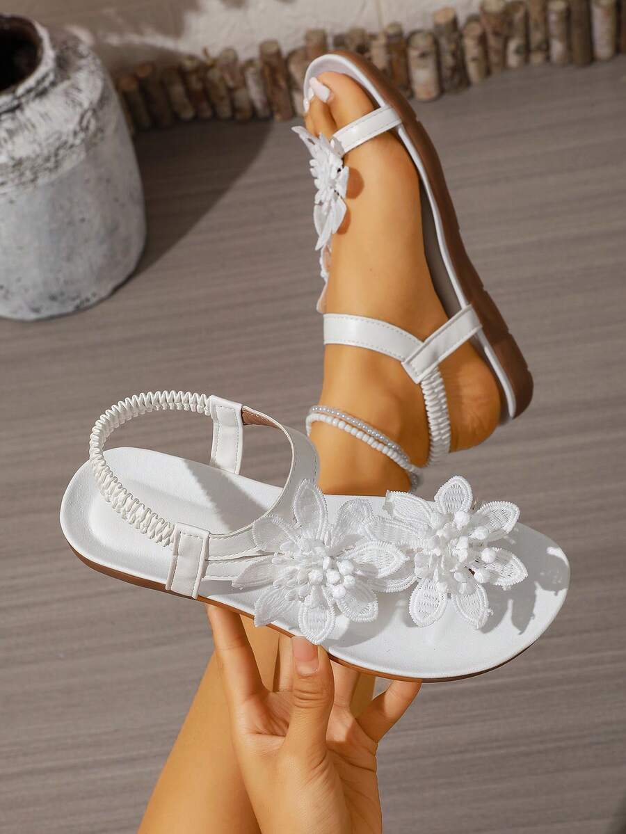 Floréa | Orthopaedic Sandals with Embroidered Flowers