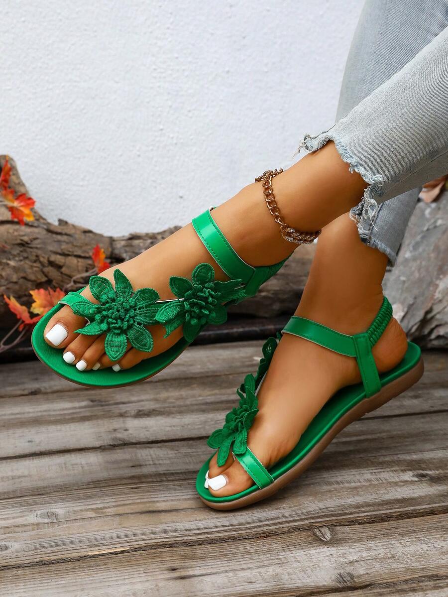 Floréa | Orthopaedic Sandals with Embroidered Flowers