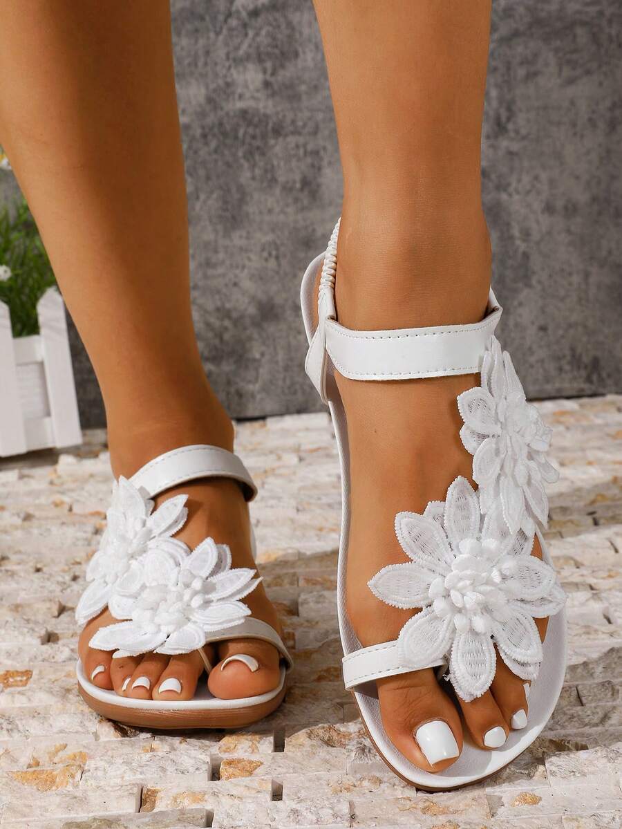 Floréa | Orthopaedic Sandals with Embroidered Flowers