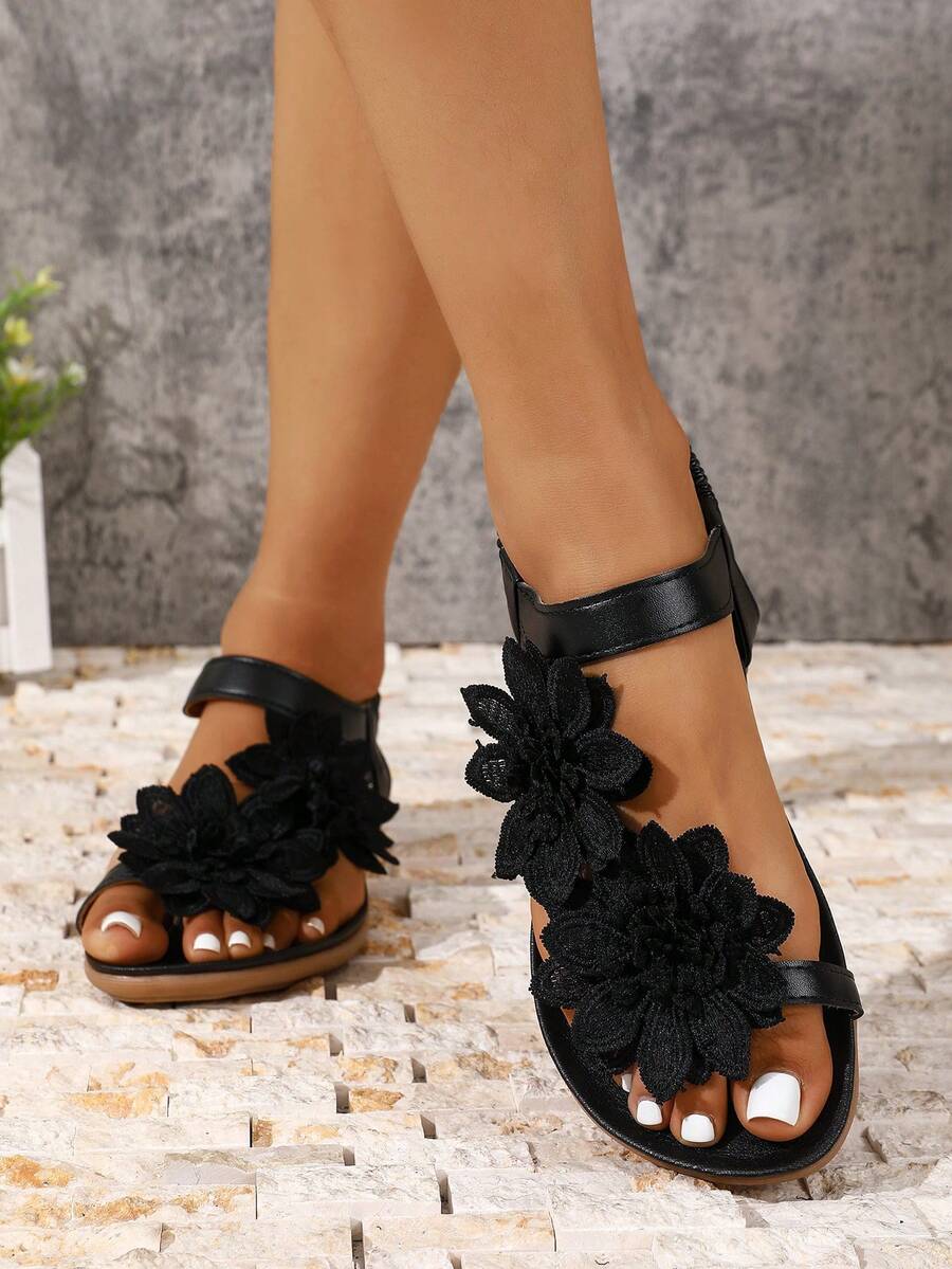 Floréa | Orthopaedic Sandals with Embroidered Flowers