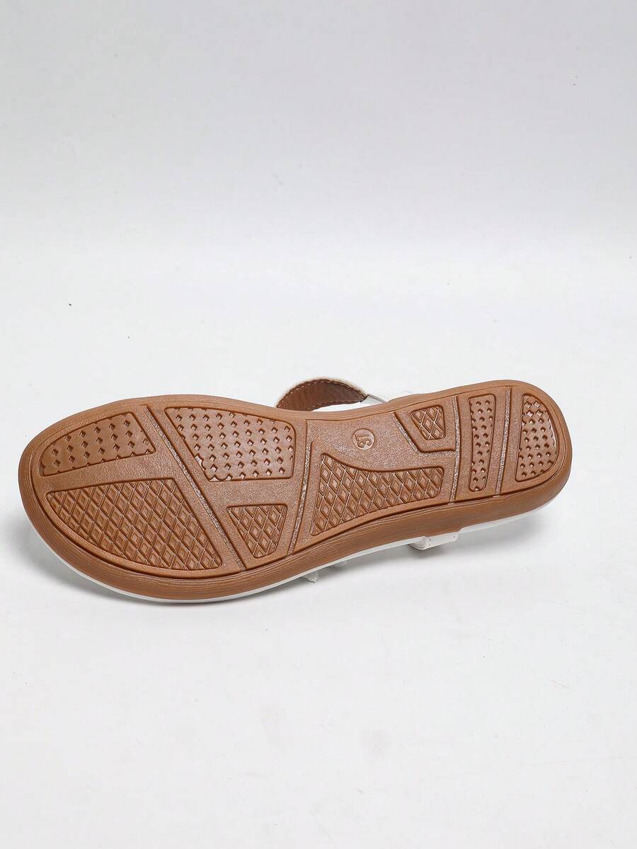 Floréa | Orthopaedic Sandals with Embroidered Flowers