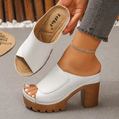 Moxley™ Beverley | The Classic Roma Block Heeled Mules