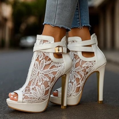 Moxley Liliana™ - Elegant Lace Pumps