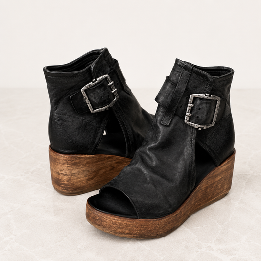 Rocca | Handmade faux leather sandals