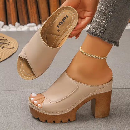 Moxley™ Beverley | The Classic Roma Block Heeled Mules