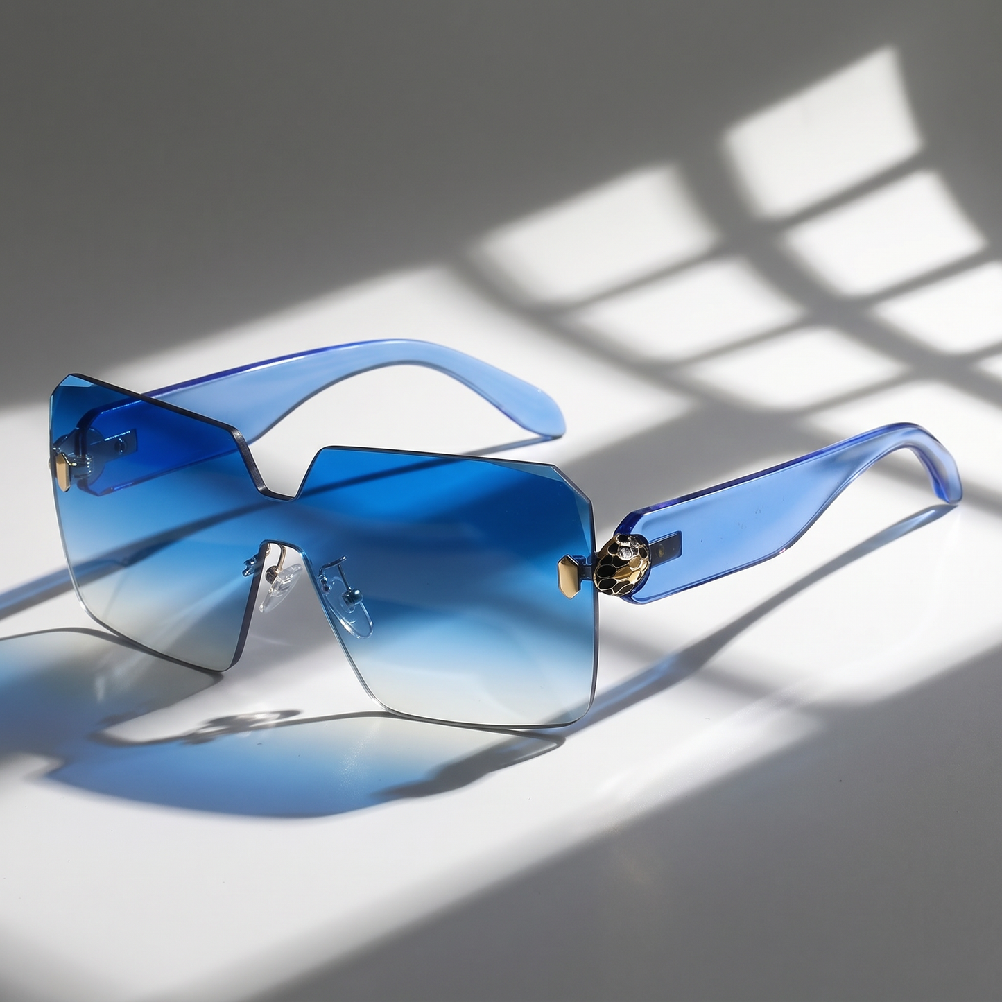 Moxley™ Class & Elegance| Mona Luxe Sunglasses