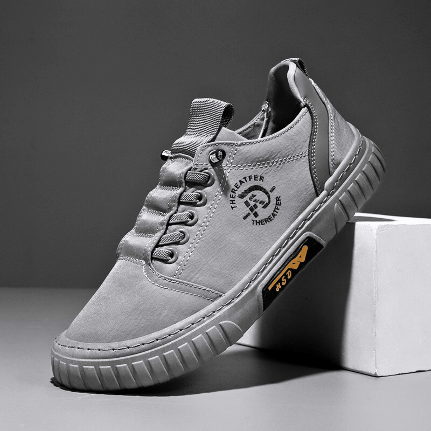 Moxley™ Classic | Thereafter Breathable Canvas Sneaker